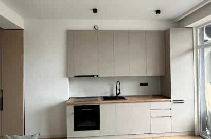 nearly repaired 3-room apartment for sale